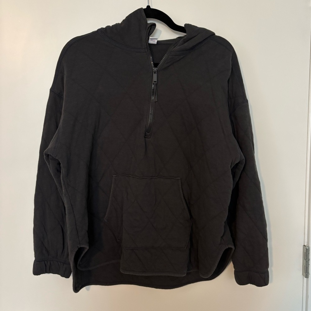 Old Navy Black Quilted Hoodie